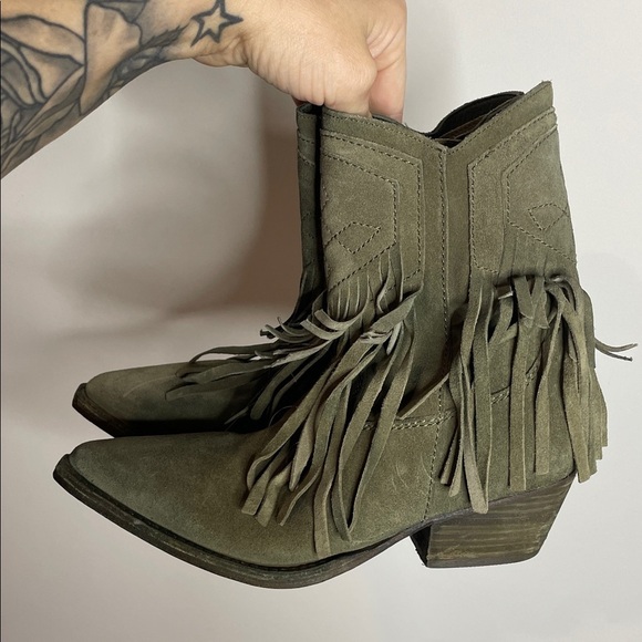 Free People | Women’s Lawless Fringe Ankle Boots in Olive Green Size 6.5 NWOB - Picture 6 of 8